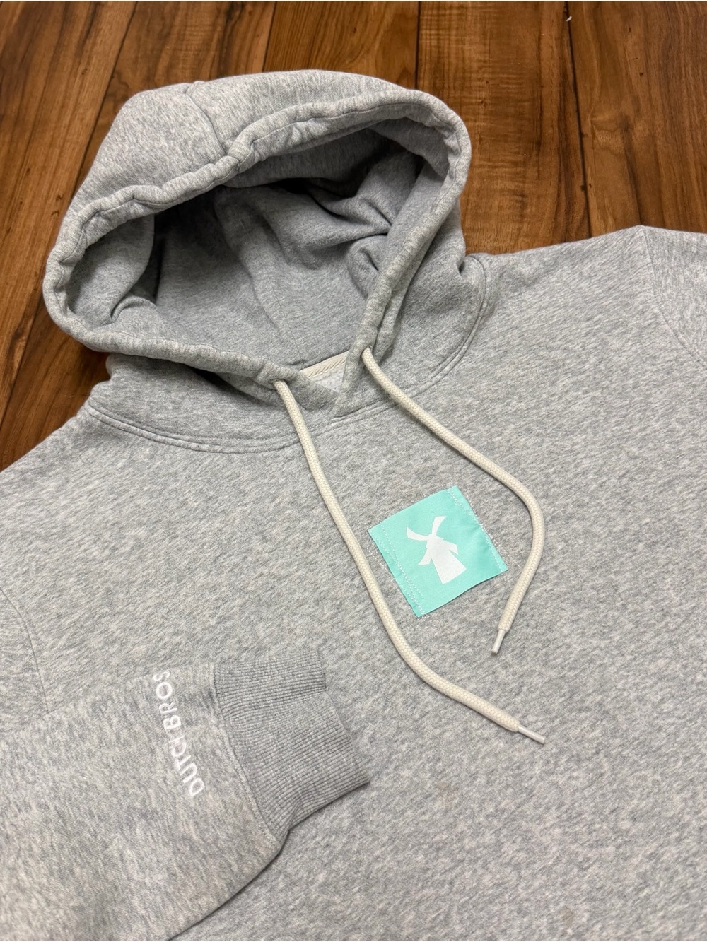 Dutch Bros Hoodie Adult Medium Fleece Pullover Pocket Center Logo Sweatshirt